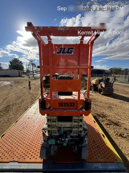 2021 JLG ES1932