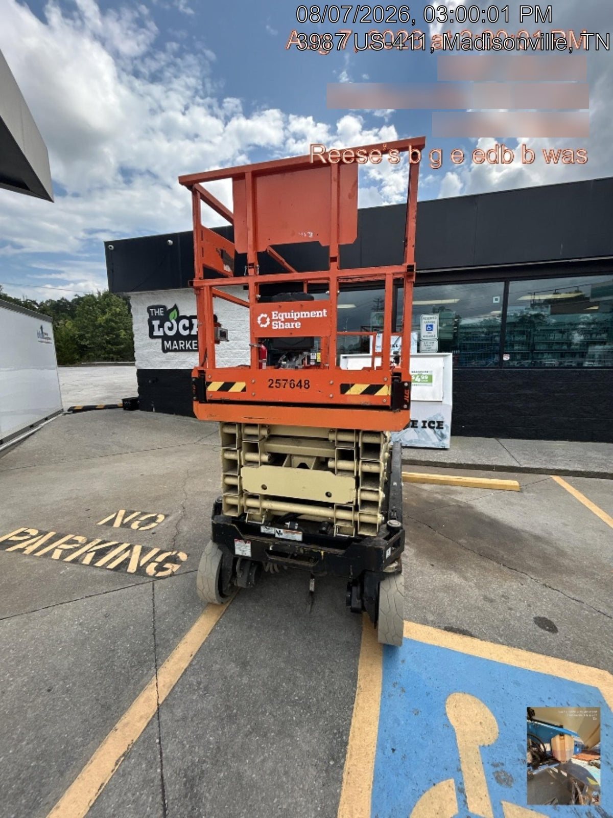 2022 JLG ES3246