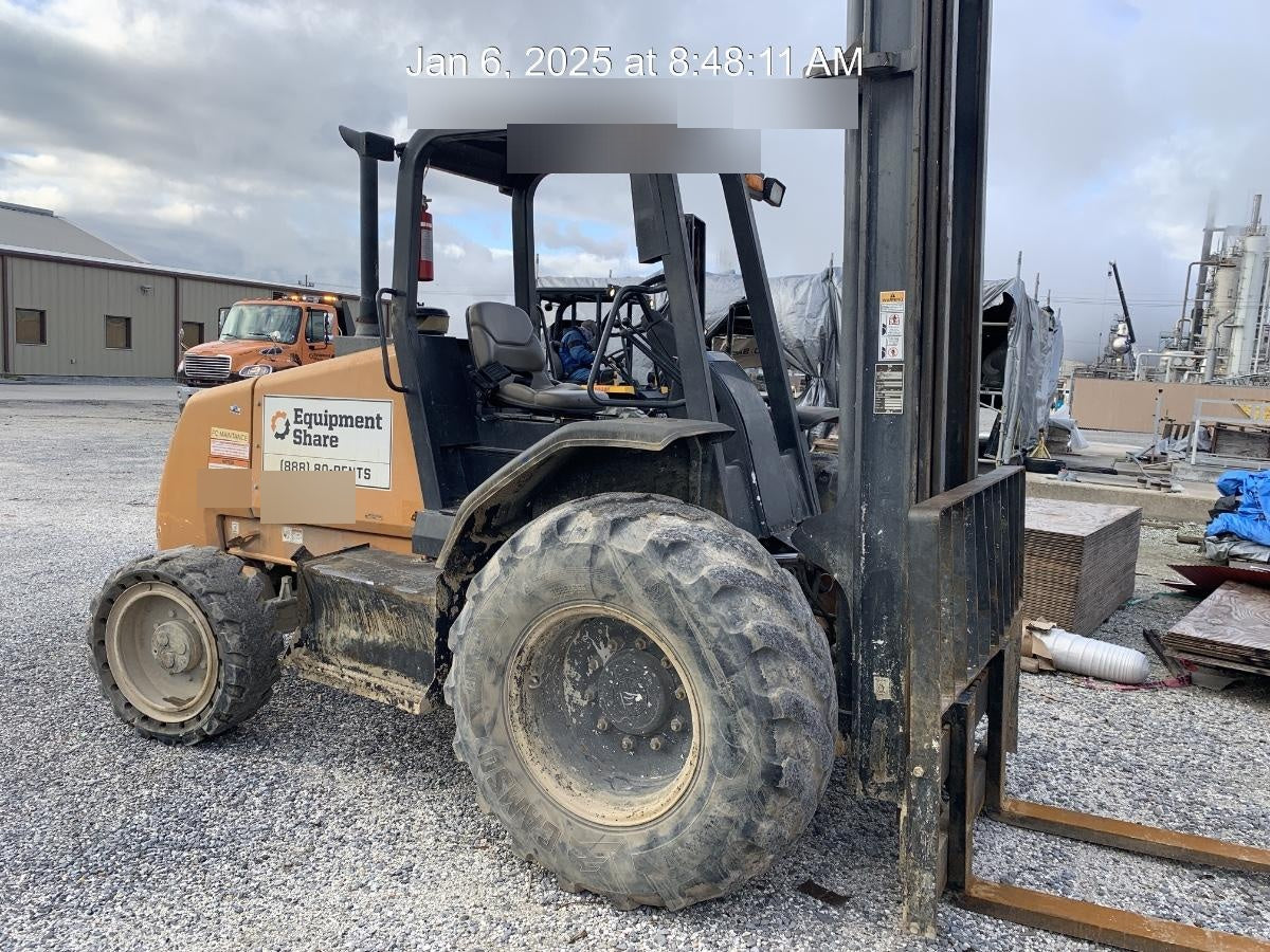 2018 CASE 588H