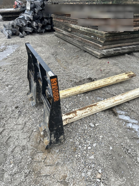 2023 ARROW MATERIAL HANDLING 48" Pallet Forks - Arrow