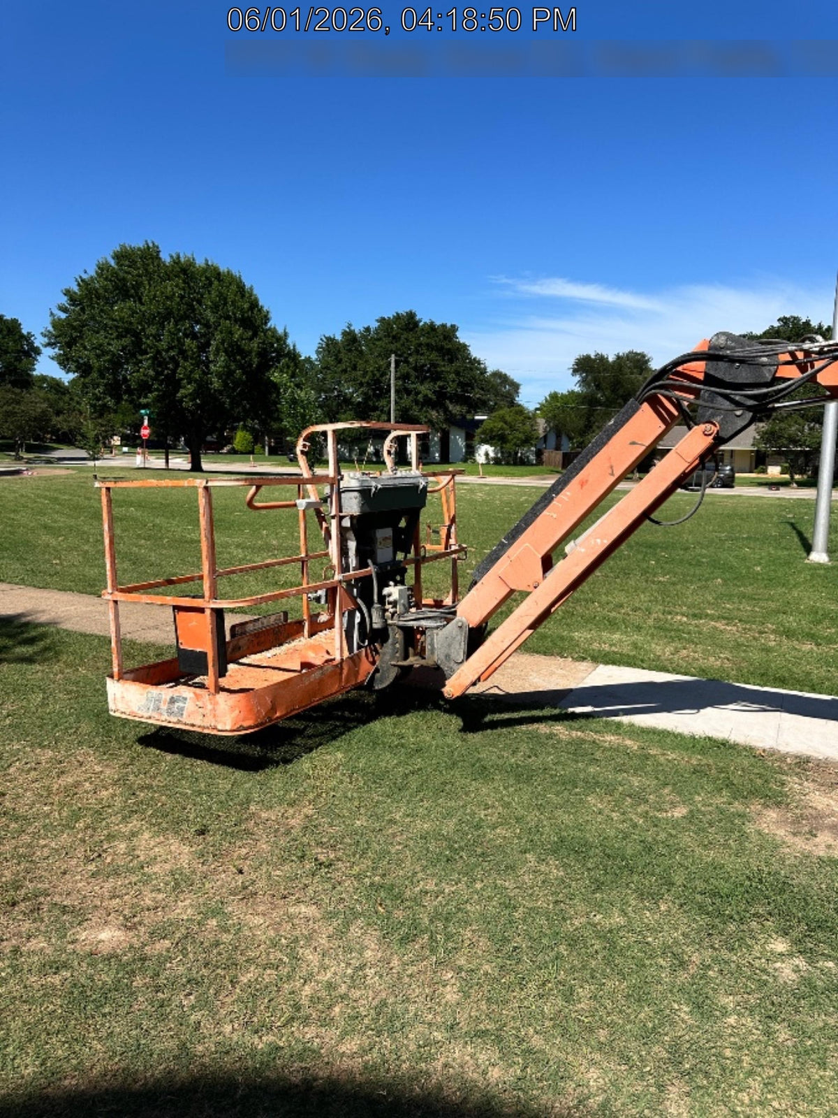 2016 JLG 660SJ