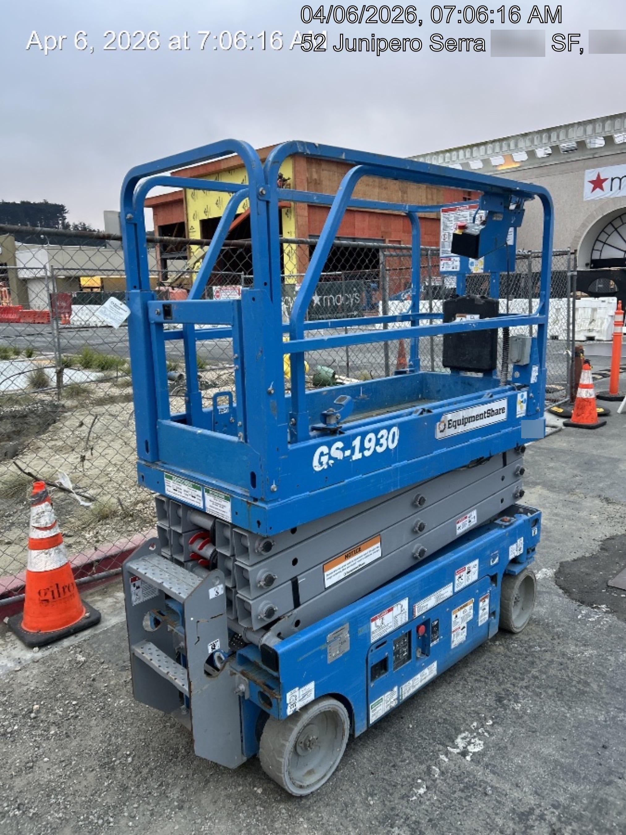 2019 Genie GS-1930 Half Height Swing Gate, 800W Inverter