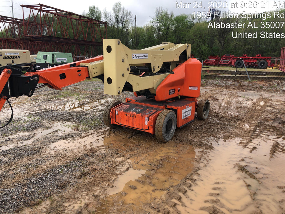 2019 JLG E400AJPN