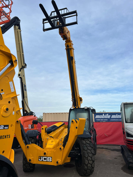 2026 JCB 512-56