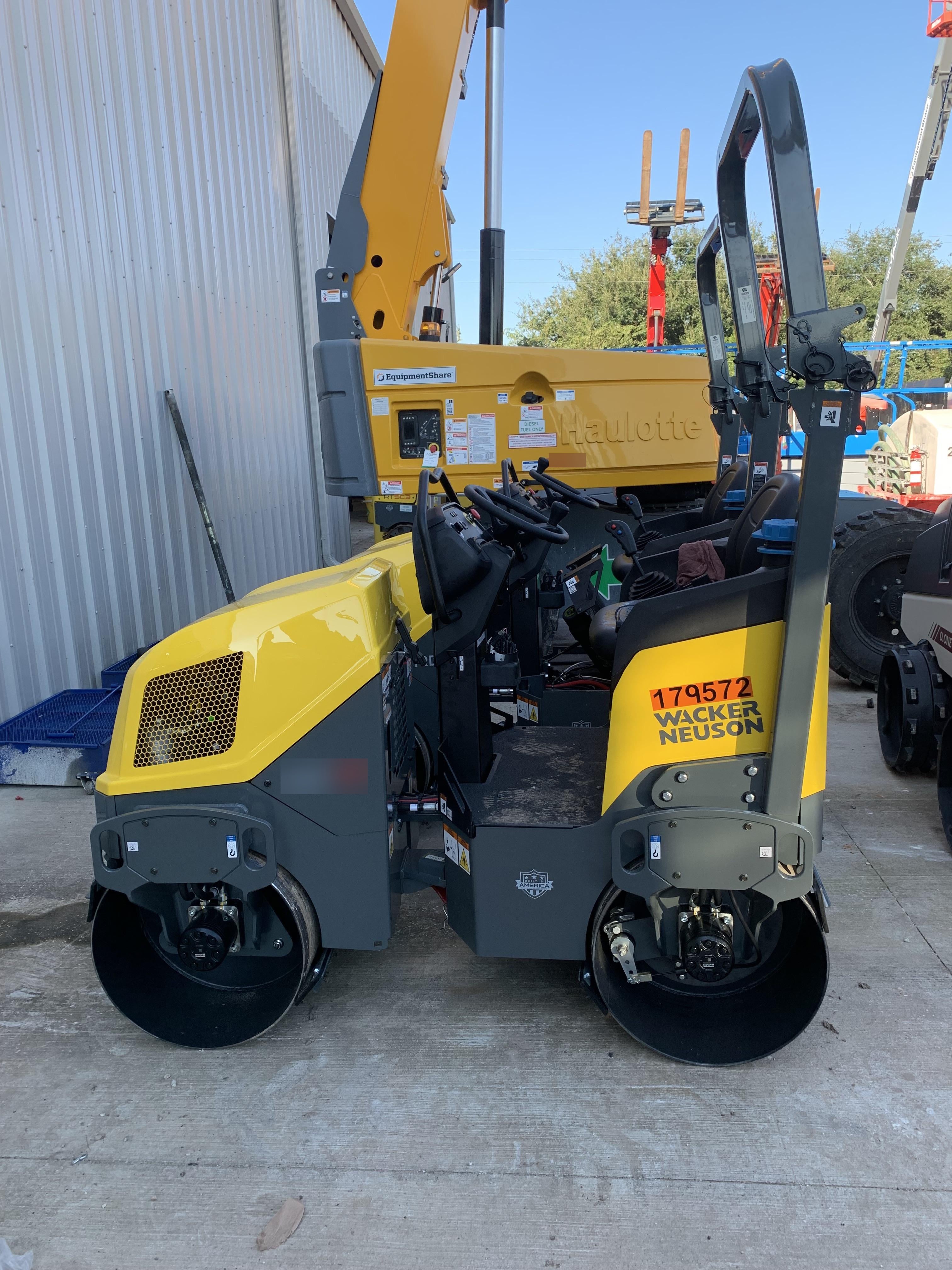 2021 WACKER NEUSON RD12A