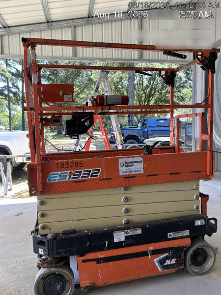 2021 JLG ES1932