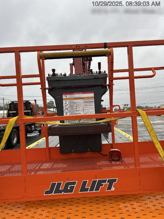 2019 JLG 860SJ