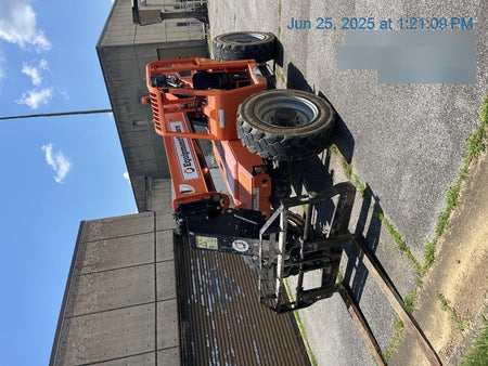 2020 SKYTRAK 8042