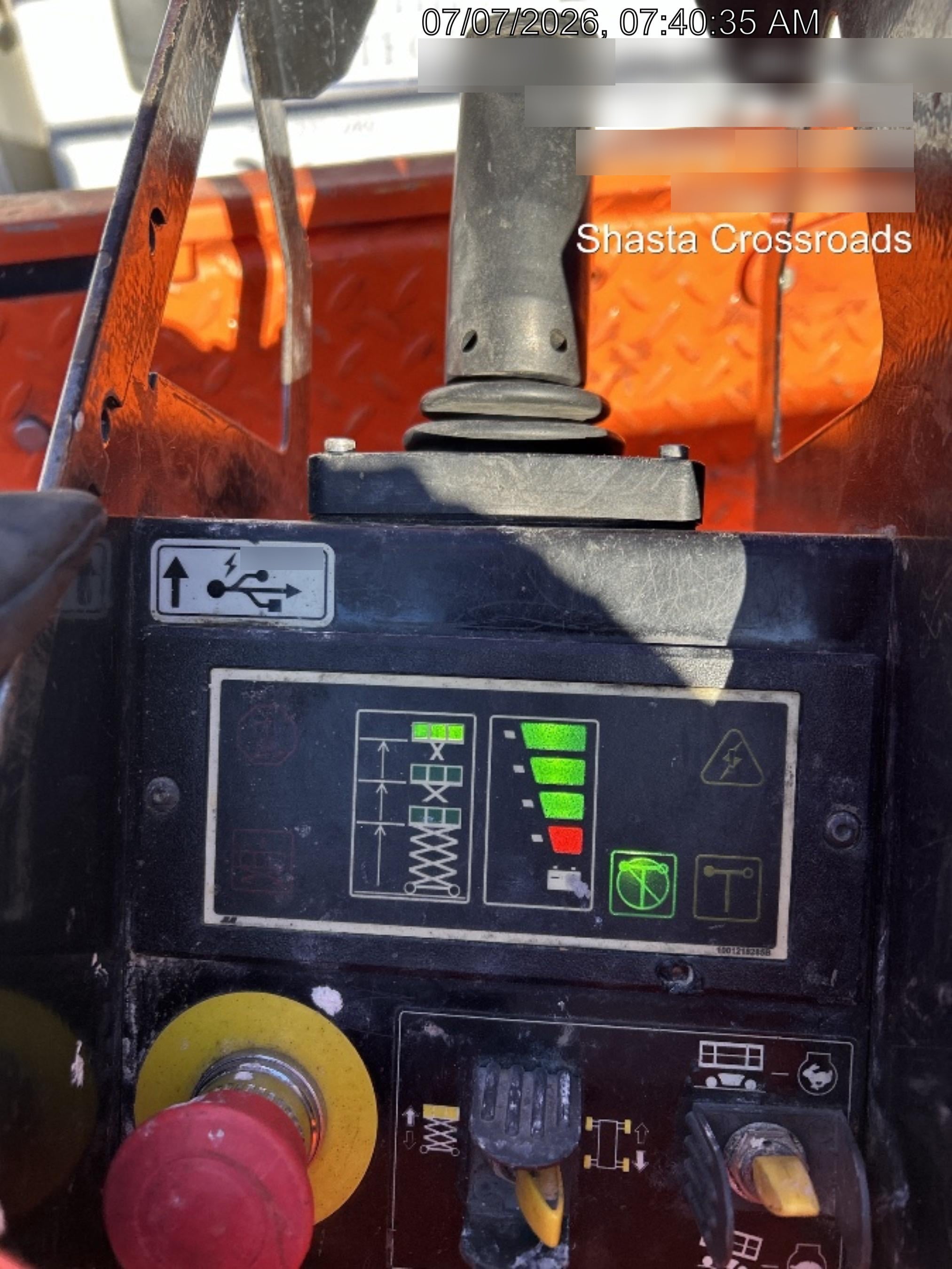 2022 JLG ES2632