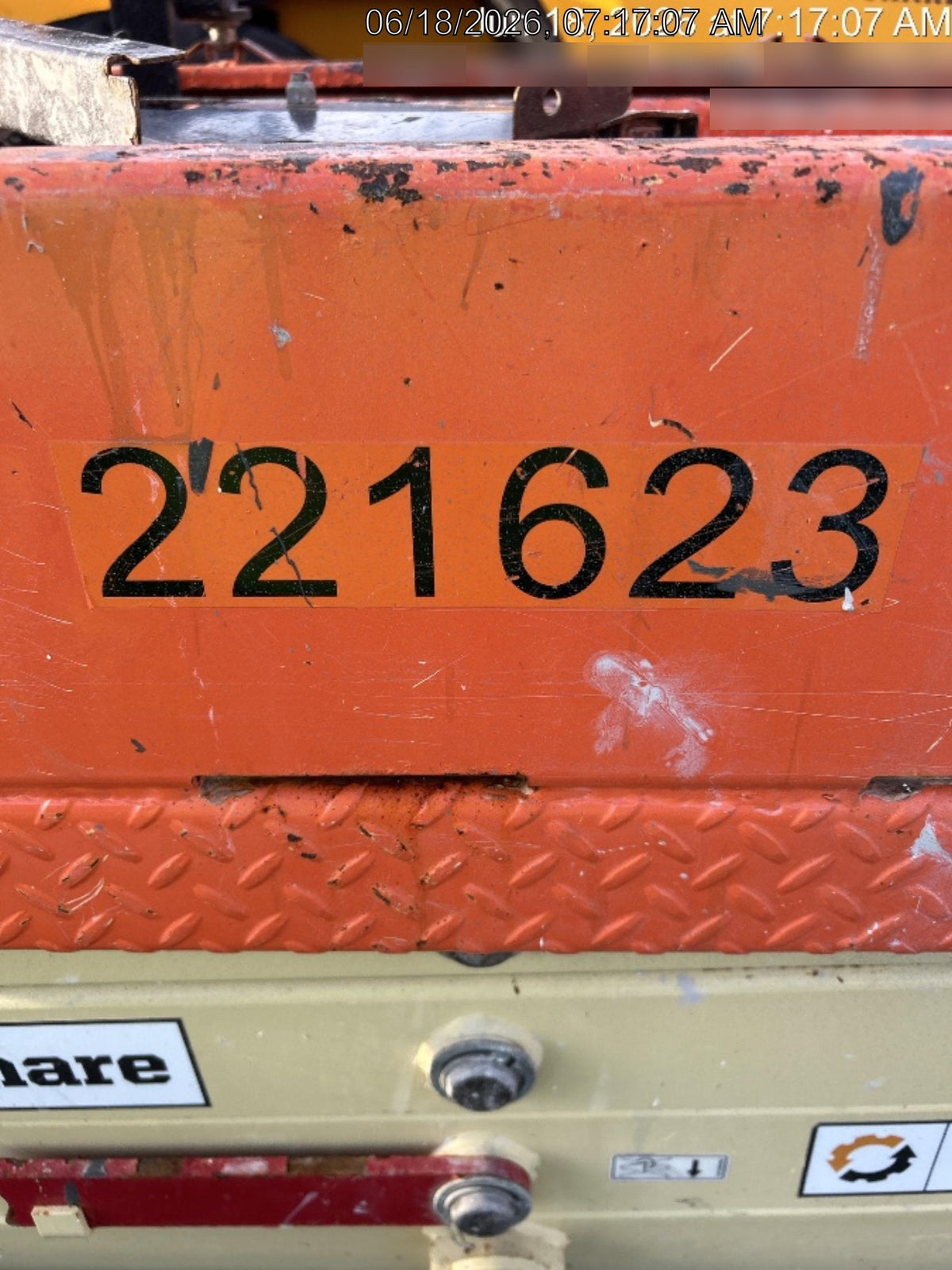 2022 JLG ES1932