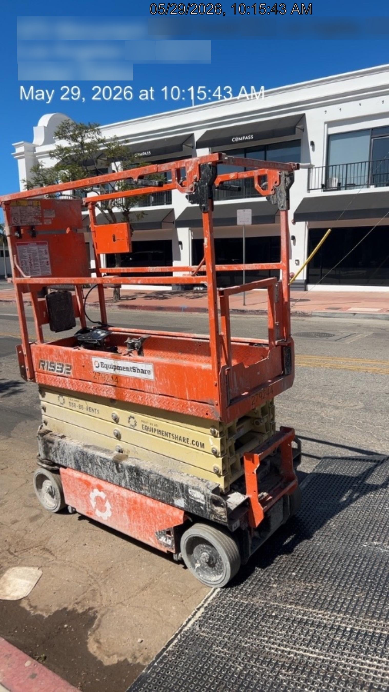 2022 JLG R1932