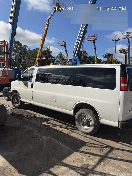2023 CHEVROLET Express Van - Rental
