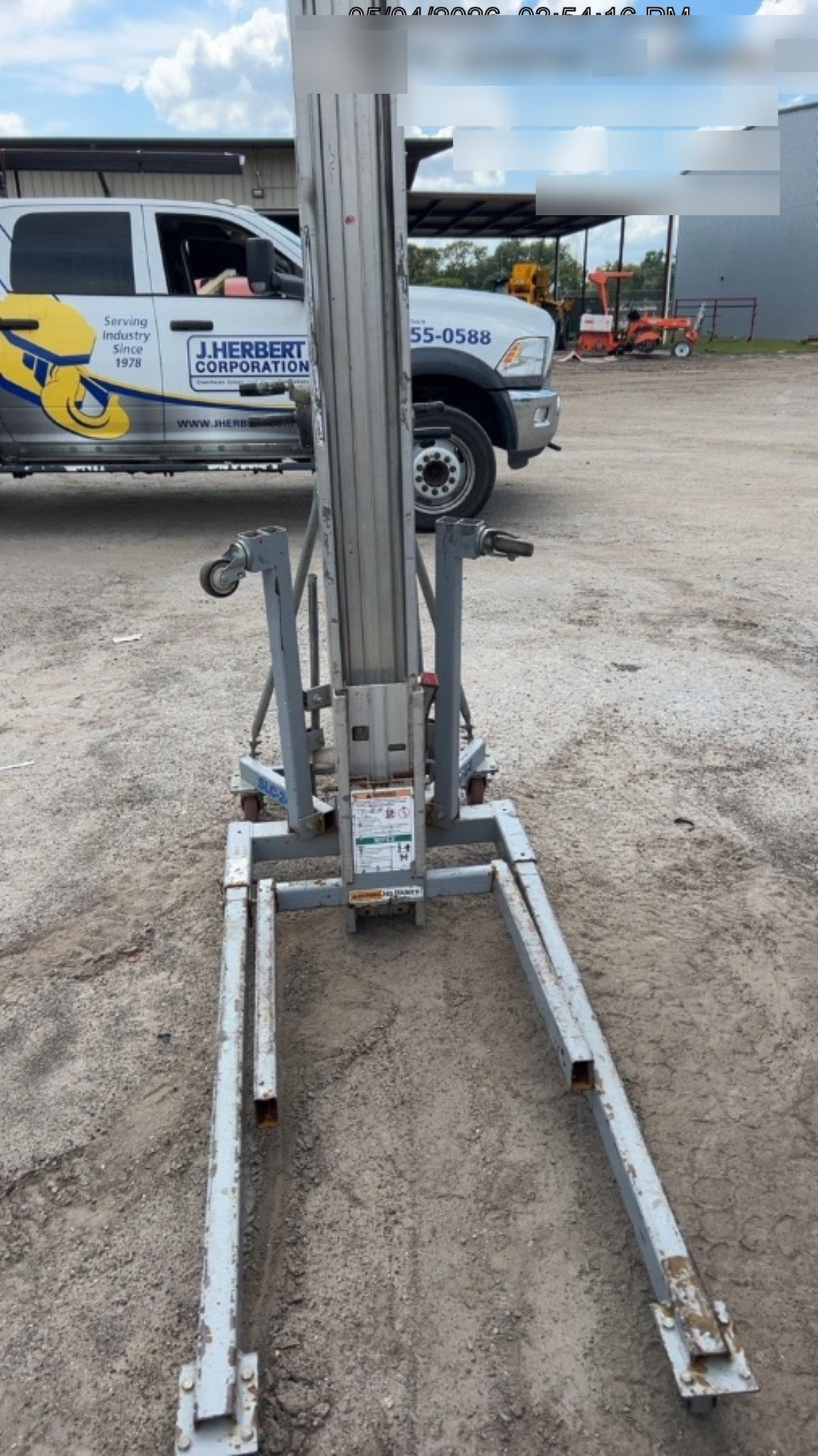 2019 GENIE SLC-24