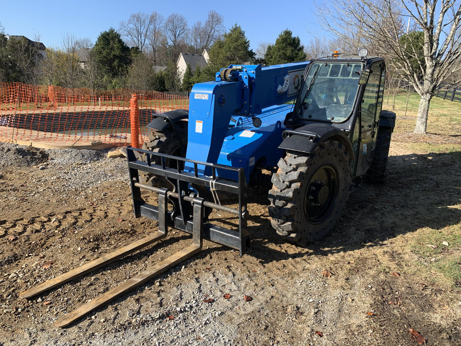 2020 Genie GTH-636 Cab/Heat/Air, Solid Tires, Work Lights, Beacon, Aux Hydraulics, Back up Alarm