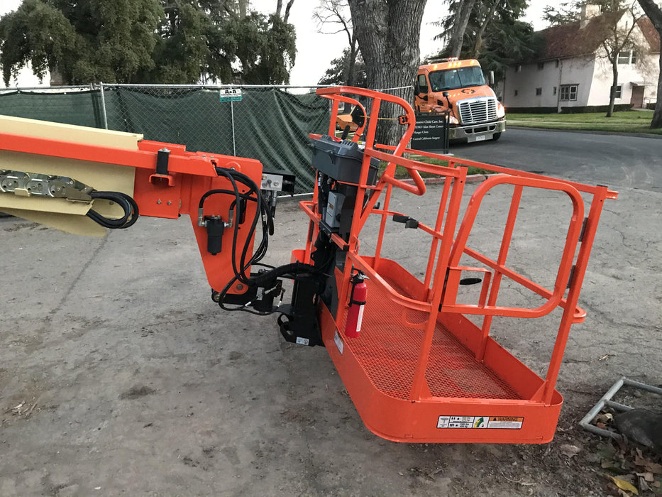 2019 JLG 600S 4WD