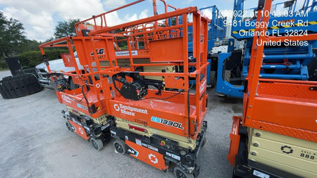 2022 JLG ES1330L