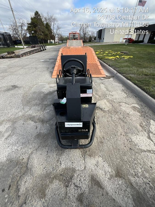 2022 COLUMBIA Expediter