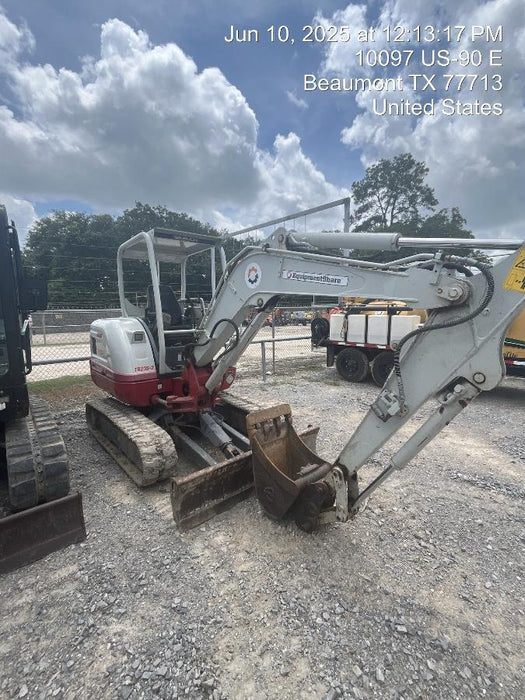2021 TAKEUCHI TB235-2R