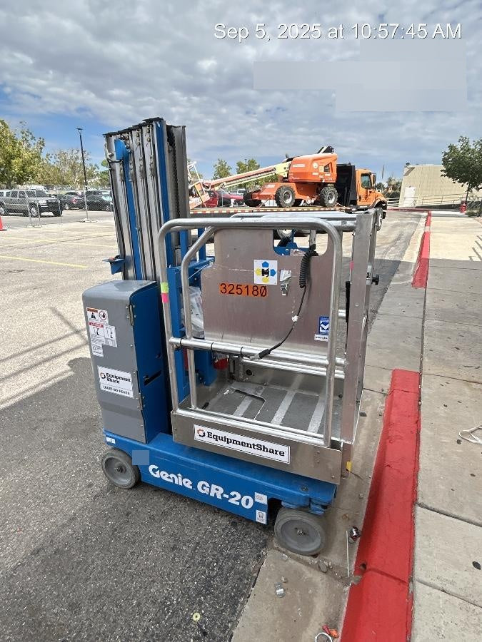 2023 GENIE GR-20
