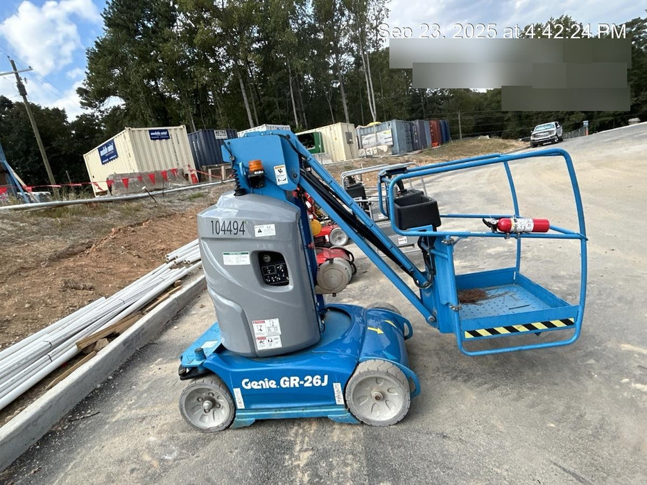 2020 GENIE GR-26J