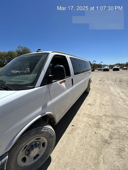 2023 CHEVROLET Express Van - Rental