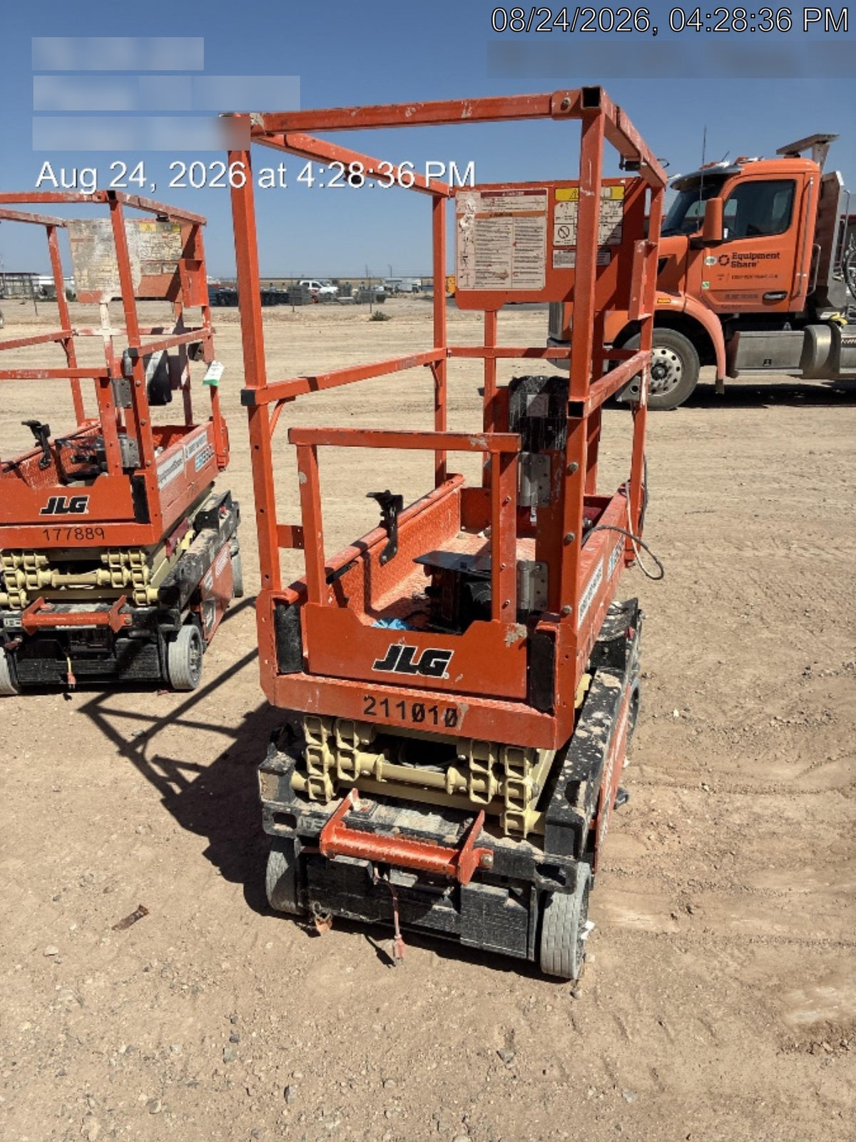 2022 JLG ES1330L