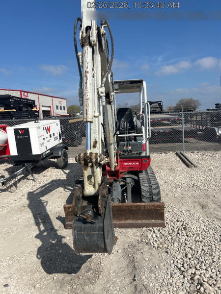 2022 TAKEUCHI TB235-2R