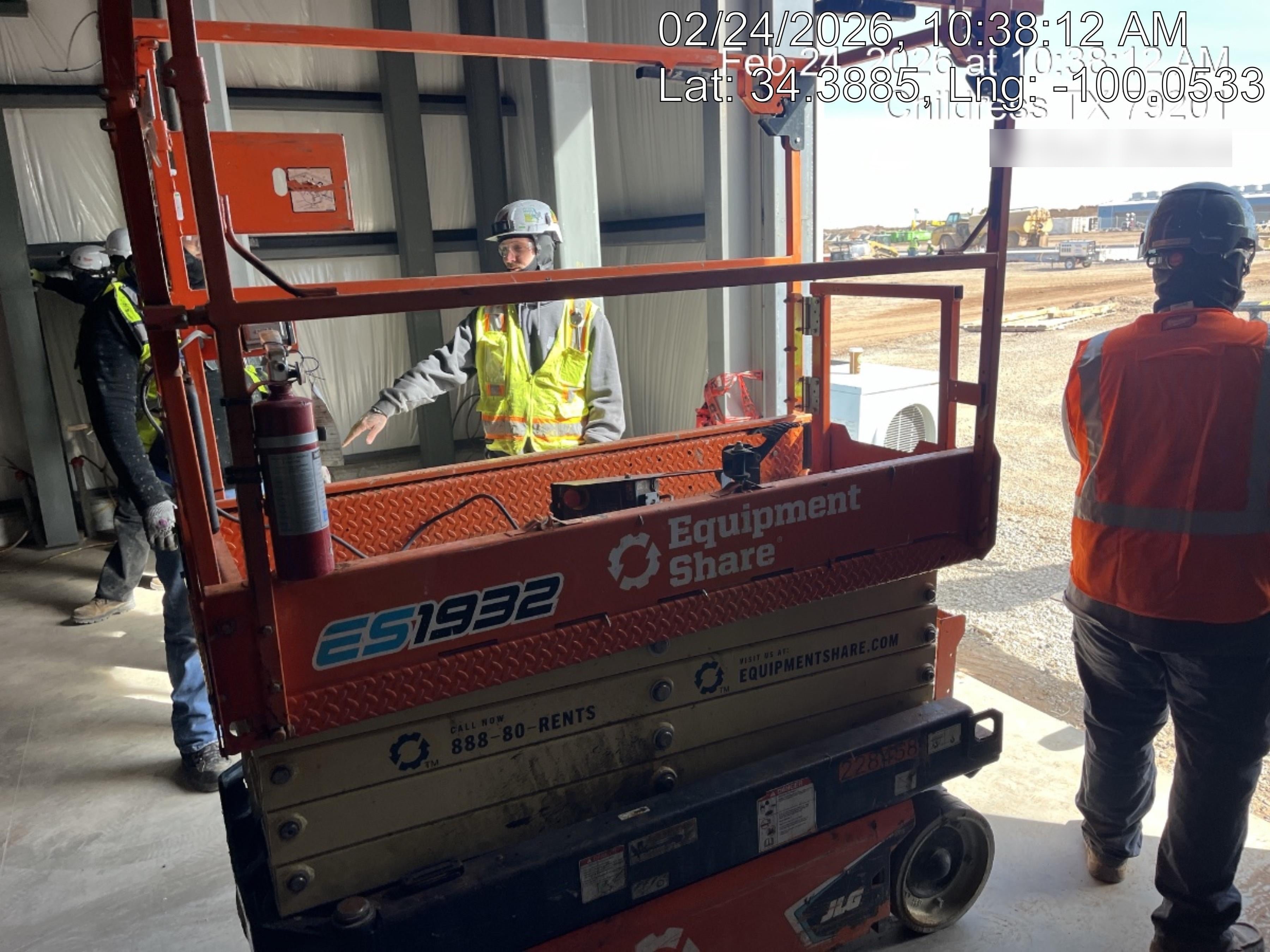 2022 JLG ES1932