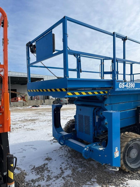 2023 GENIE GS-4390 RT