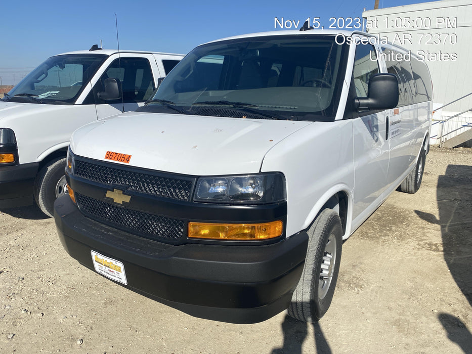 2023 CHEVROLET Express Van - Rental