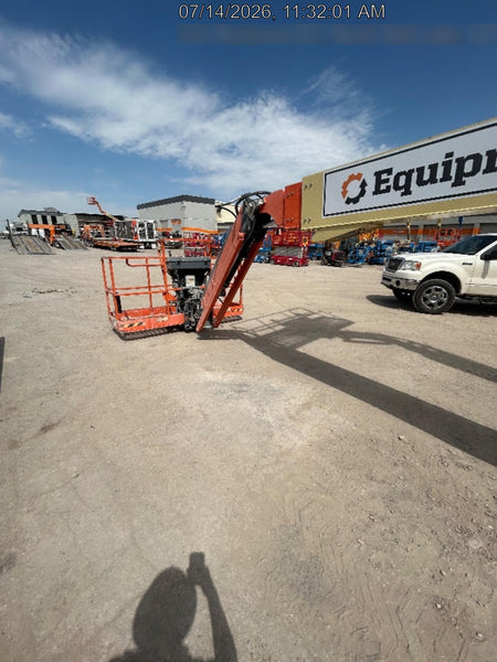 2021 JLG 660SJ