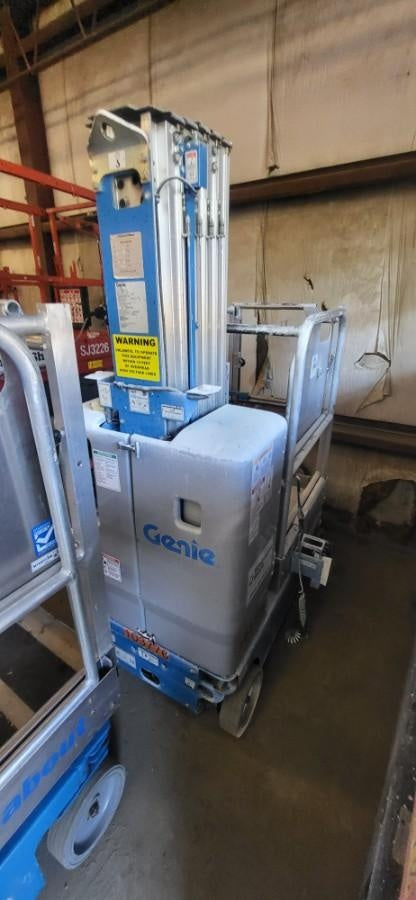 2020 GENIE GR-20