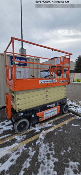 2022 JLG R3246