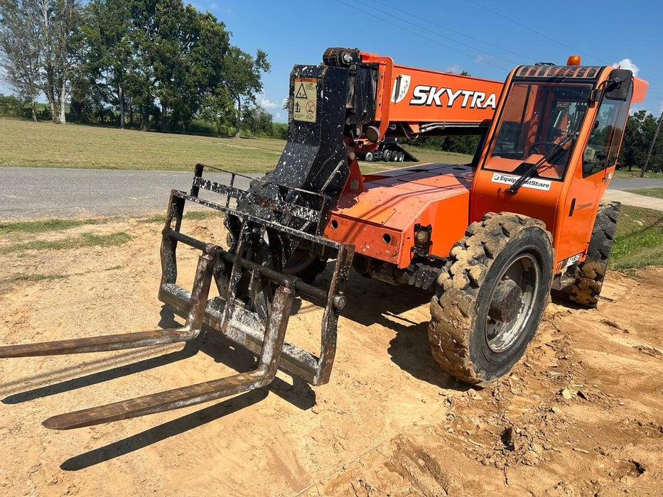 2019 Skytrak 6036 Cab/Heat/Air, Solid Tires, LED Work Lights, Beacon w/50" Carriage, 48" Pallet Forks