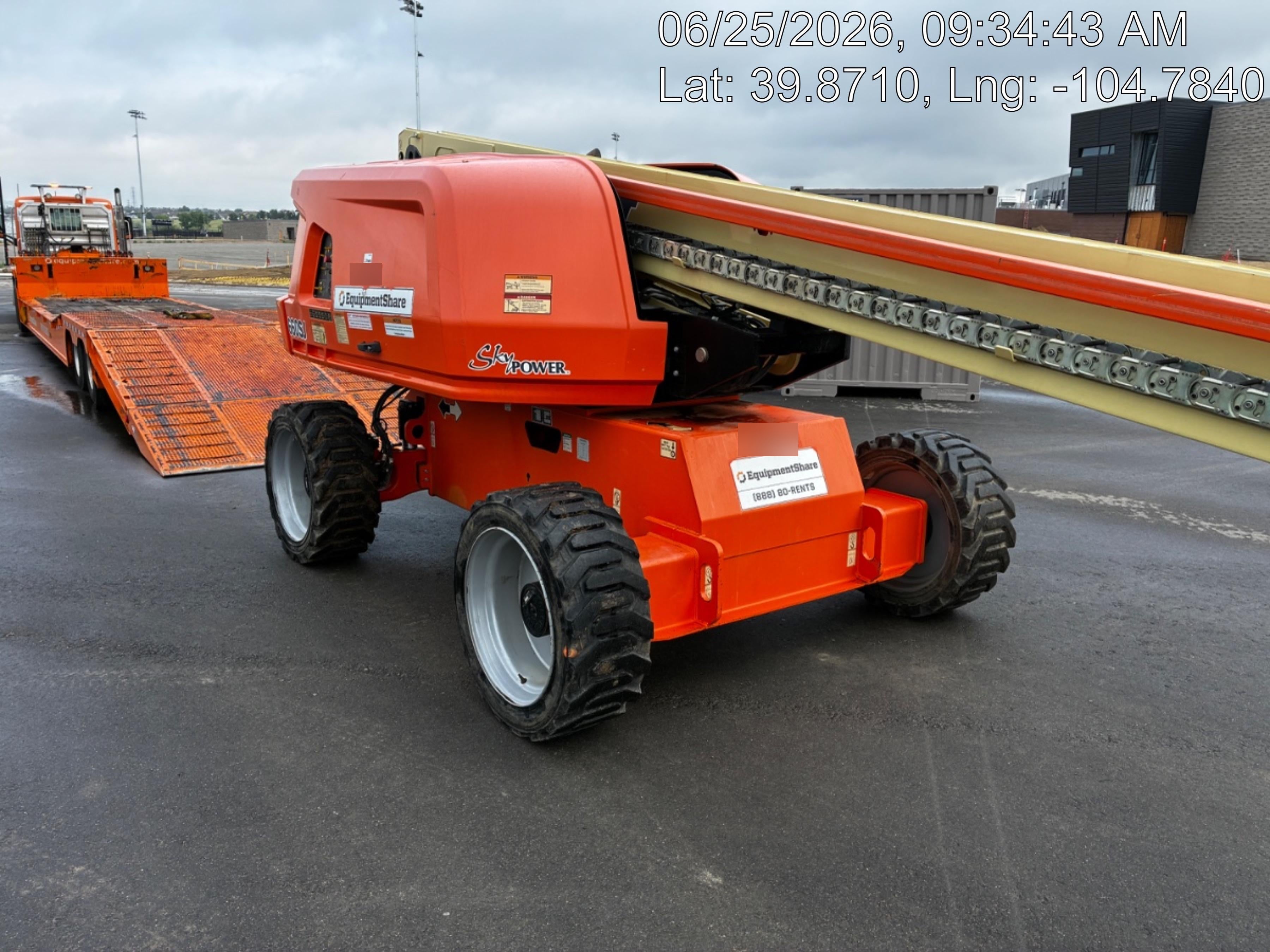 2018 JLG 660SJ