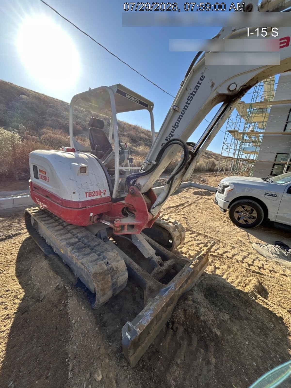 2025 TAKEUCHI TB250-2R