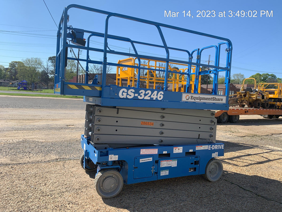 2022 GENIE GS-3246
