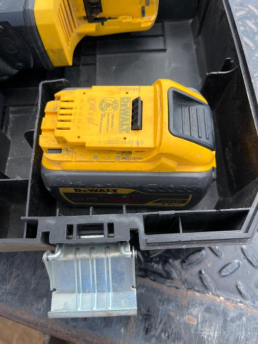 2021 DEWALT DCH614X2