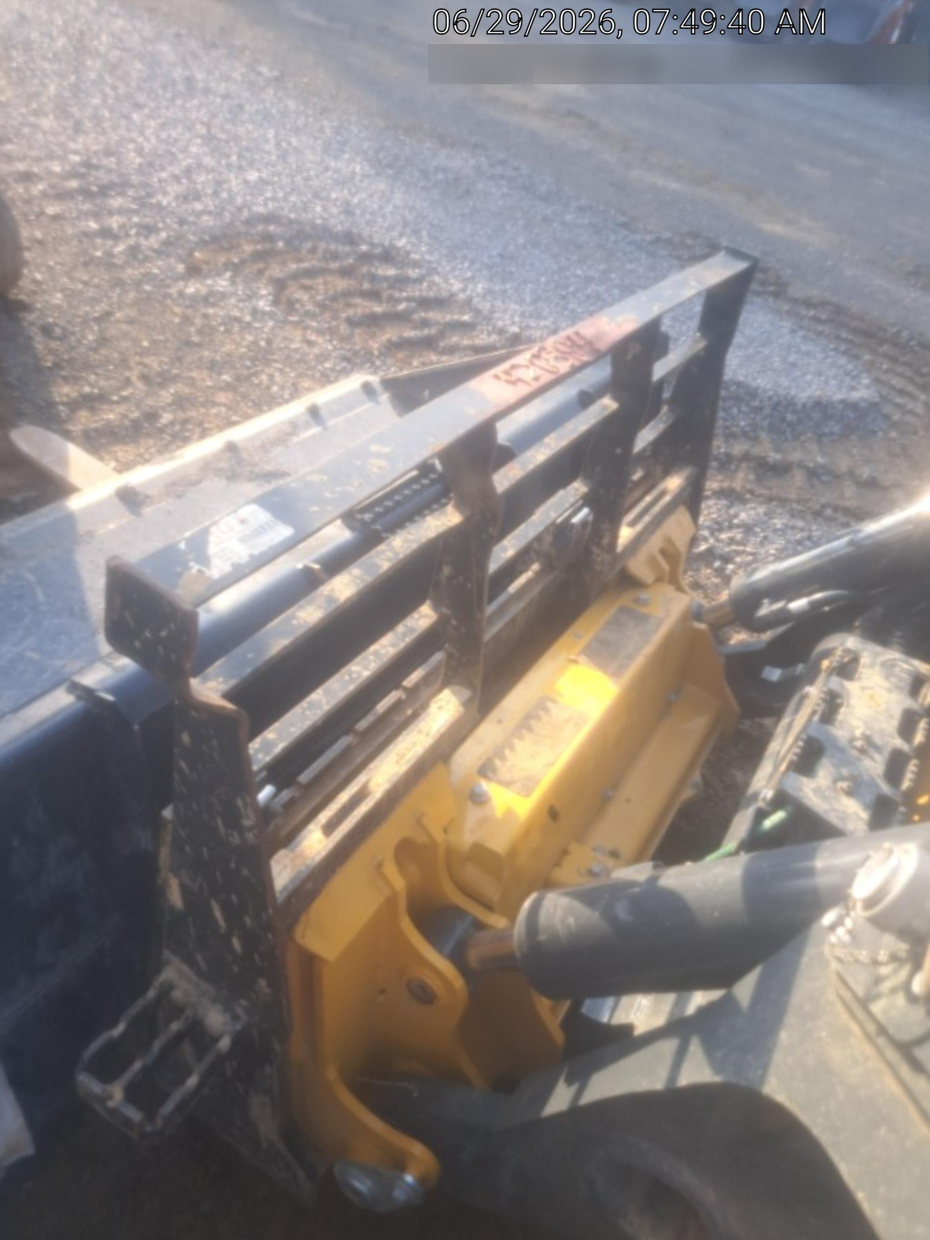 2024 ARROW MATERIAL HANDLING F5100CB