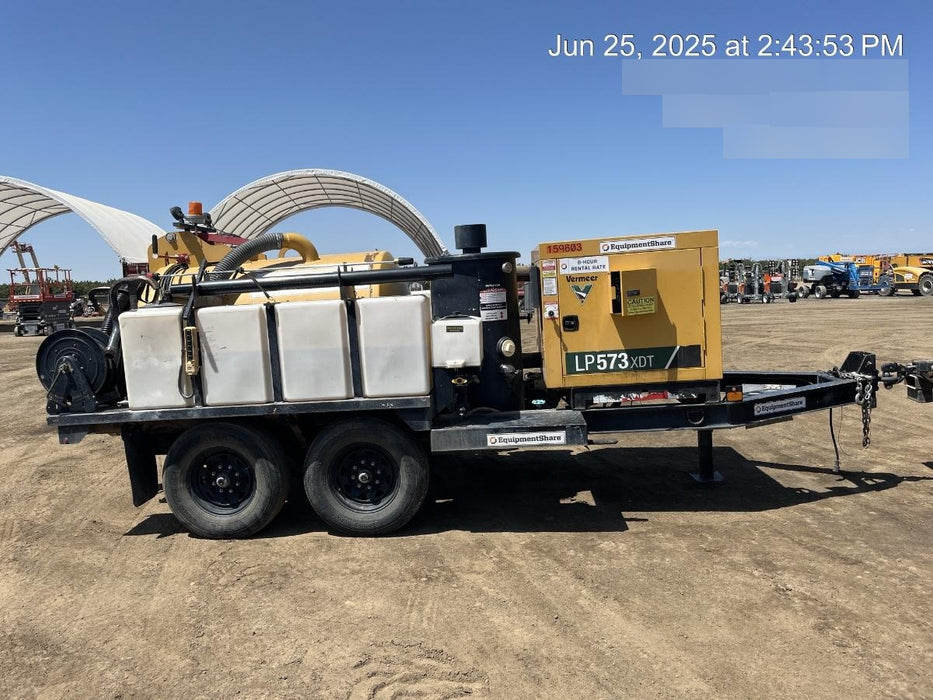 2021 Vac-Tron LP573XDT T4 Koehler Diesel Engine, 500 Gallon Debris Tank, x2 100 Gallon Water Tanks