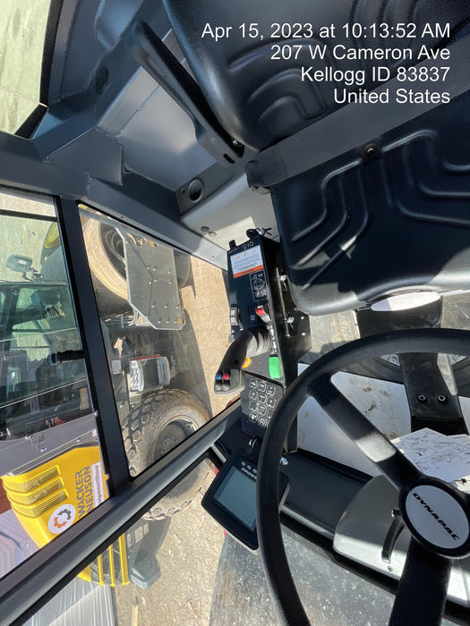 2023 DYNAPAC CA2500D