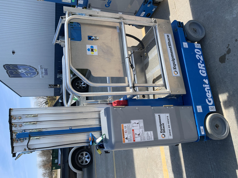 2019 GENIE GR-20
