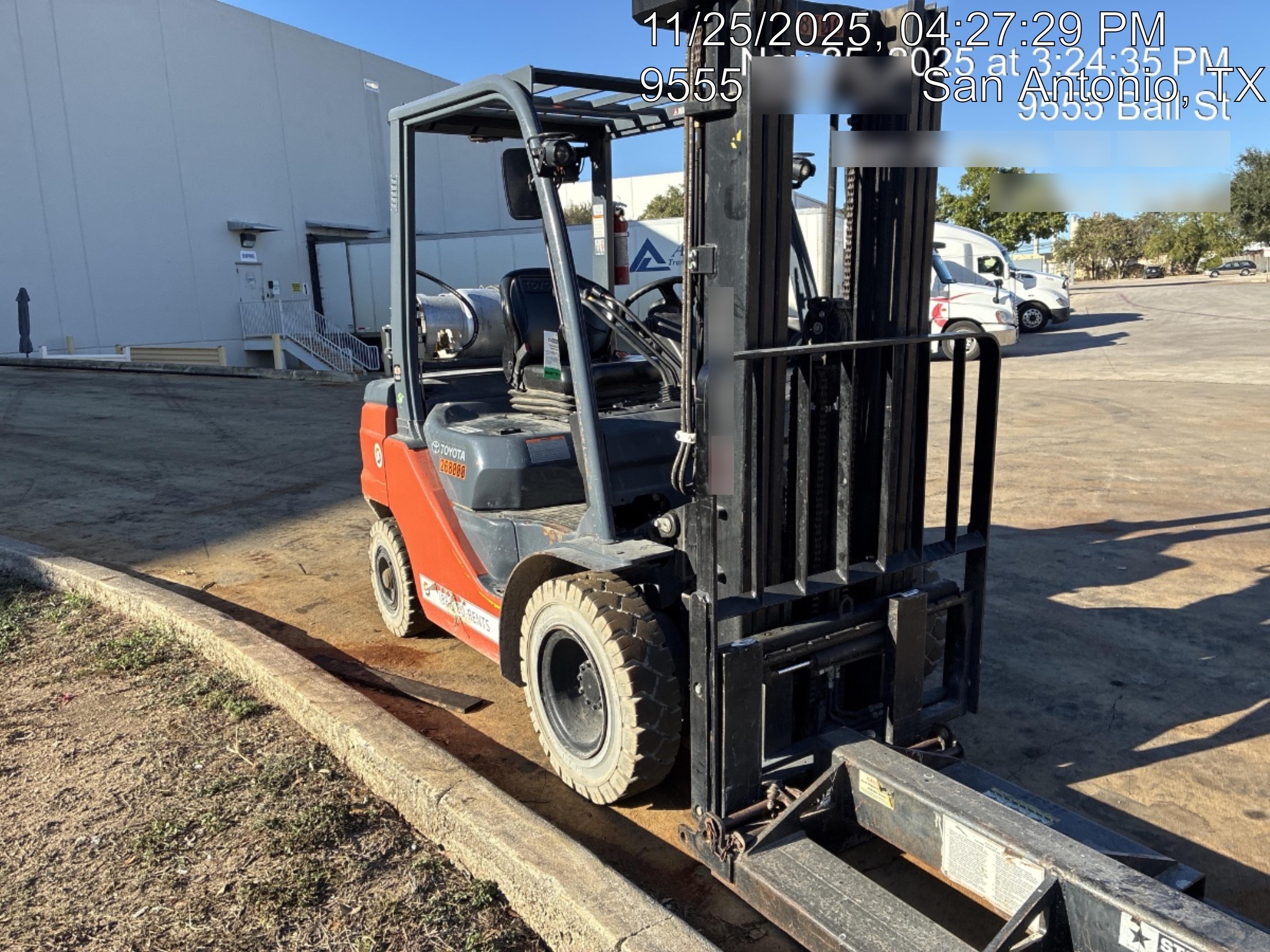 2022 TOYOTA 50-8FGU25