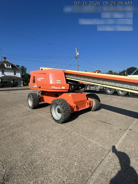 2022 JLG 660SJ