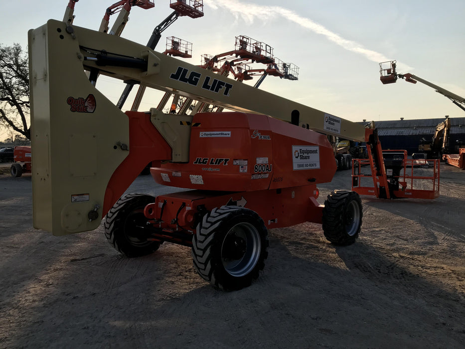 2019 JLG 800AJ