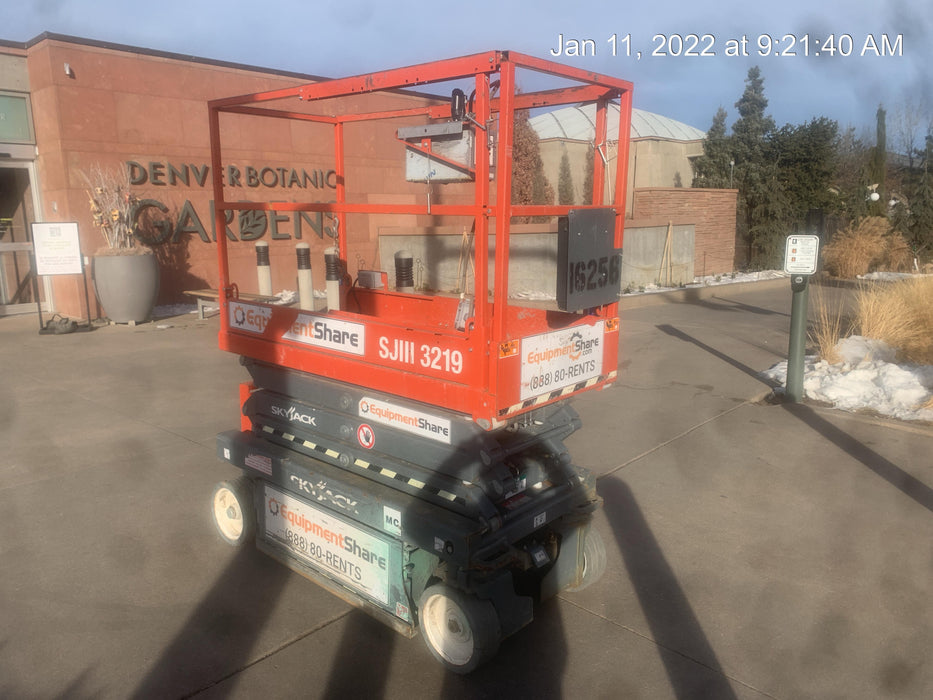 2018 SKYJACK SJIII-3219