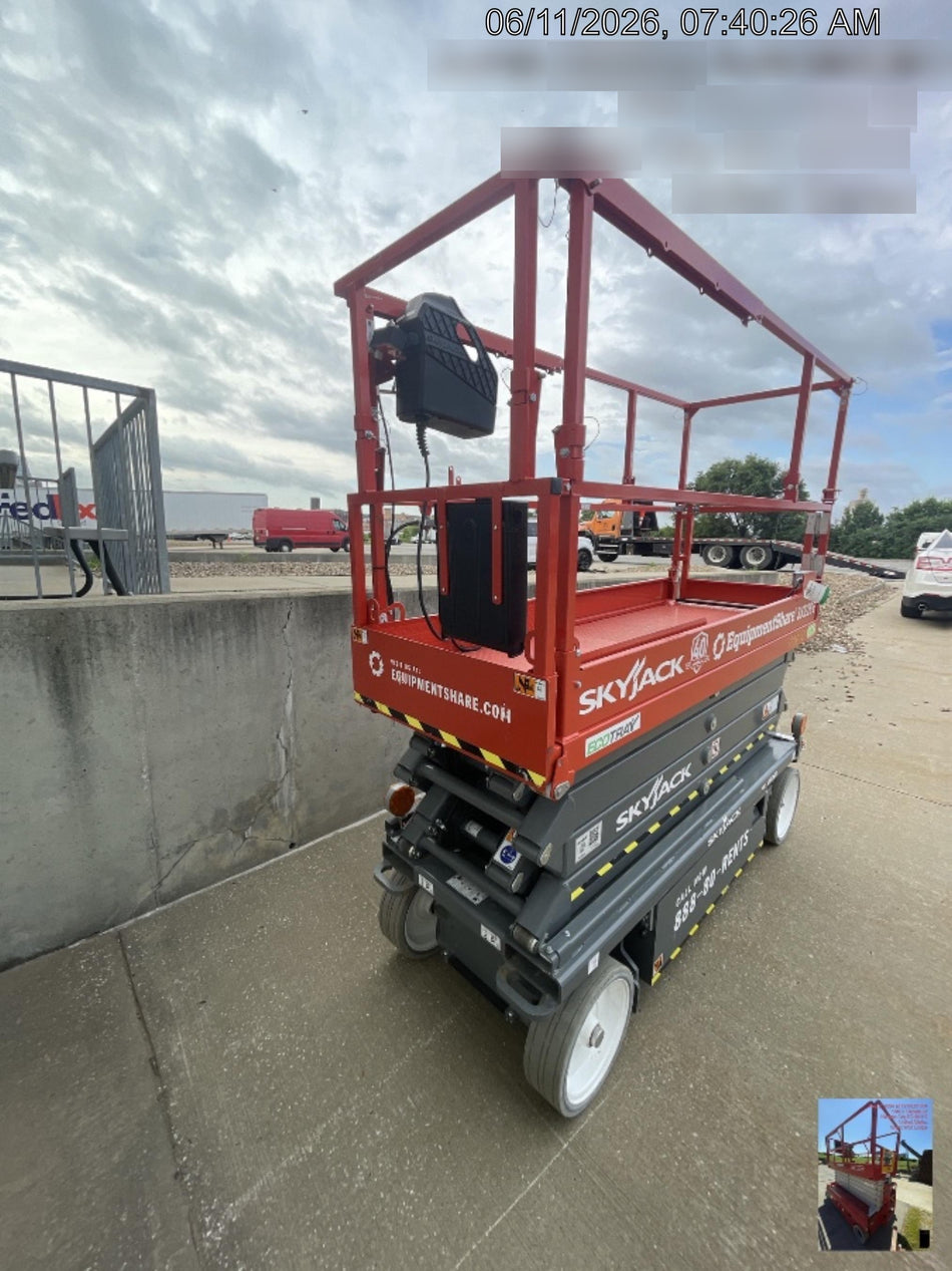2025 SKYJACK SJ3226