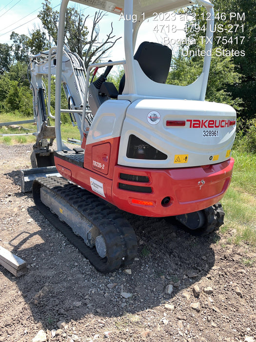 2023 TAKEUCHI TB235-2R