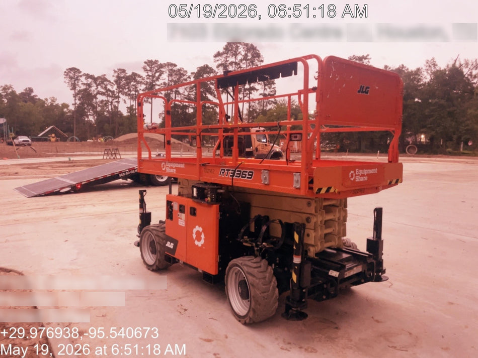 2023 JLG RT3369