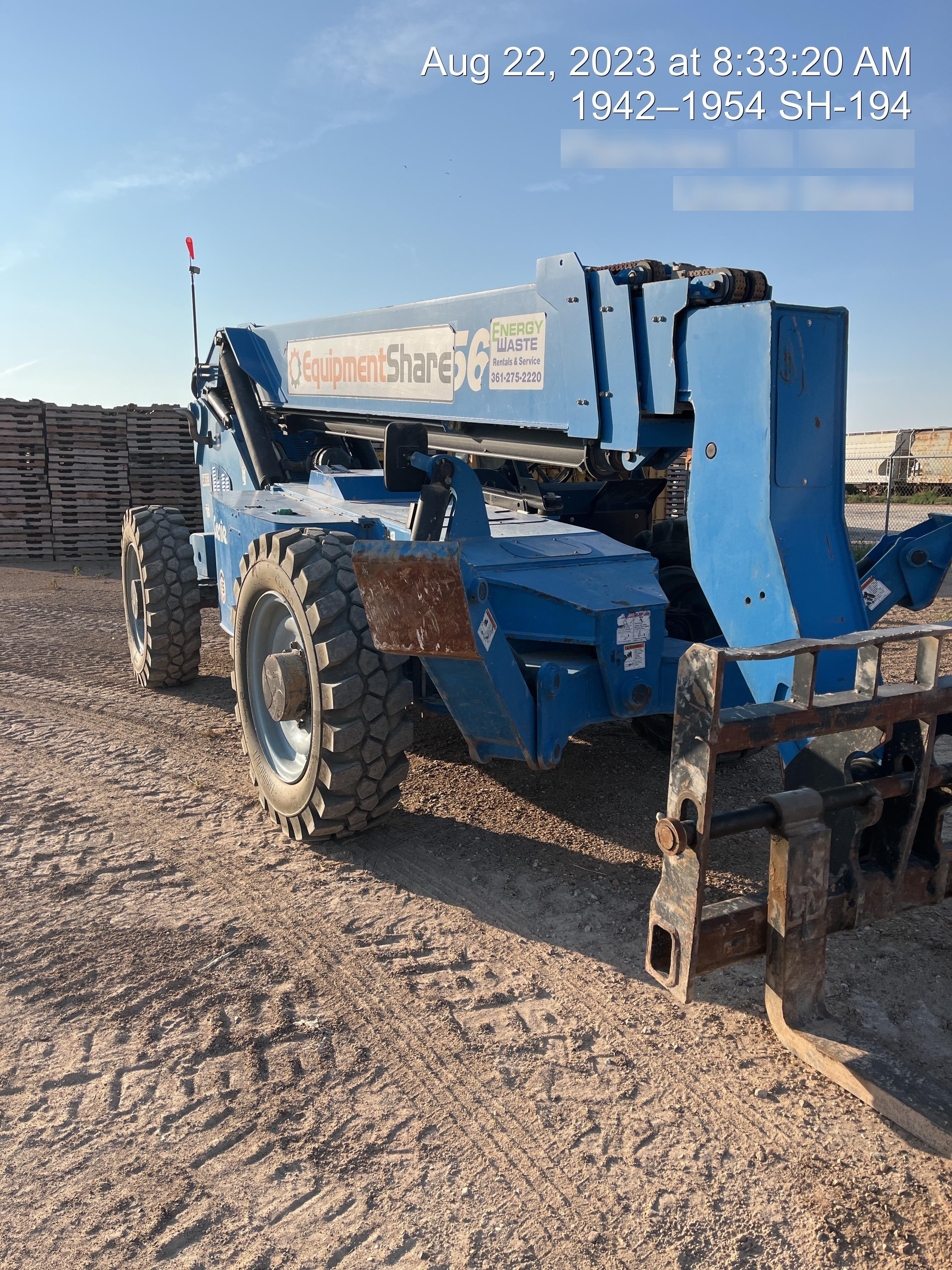 2017 GENIE GTH-1056